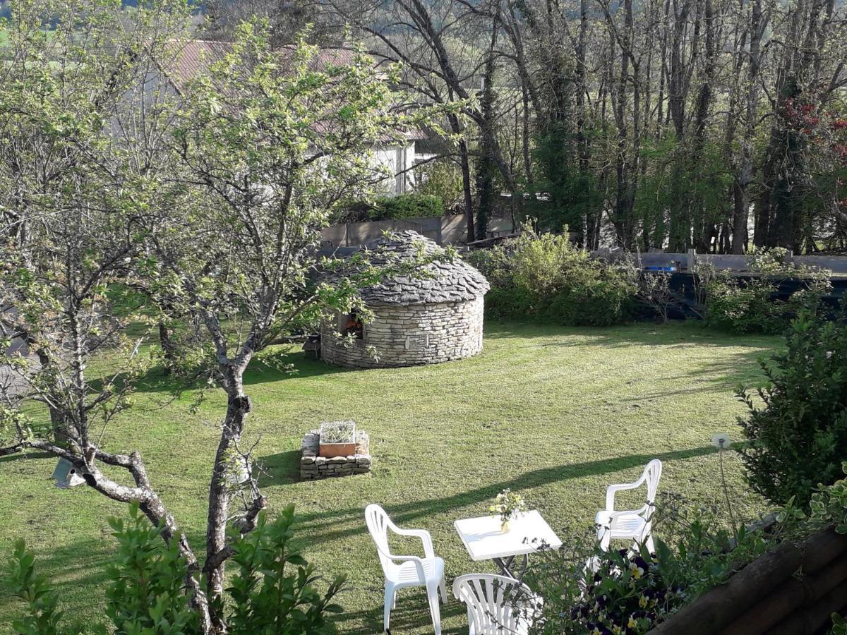 Ma Cabotte De Bourgogne Bed & Breakfast Marmagne  Bagian luar foto