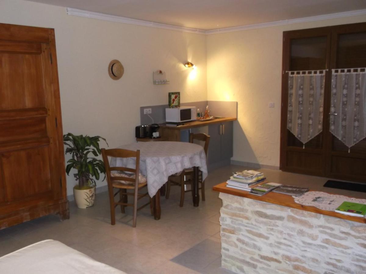 Ma Cabotte De Bourgogne Bed & Breakfast Marmagne  Bagian luar foto